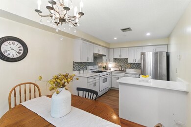 218 Millwright Dr unit 218, Nashua, NH 03063 - photo 3