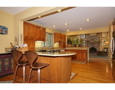 270 Washington St, Sherborn, MA 01770 - photo 4