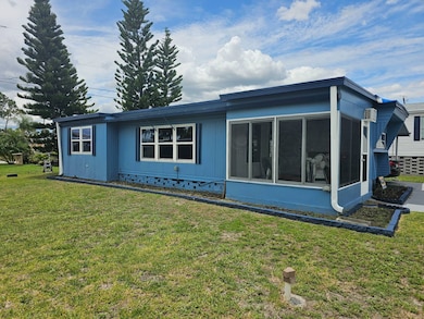 10644 1st Way N unit 10644, St. Petersburg, FL 33716 - photo 5