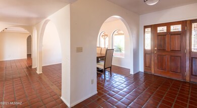Entry & formal dining room
