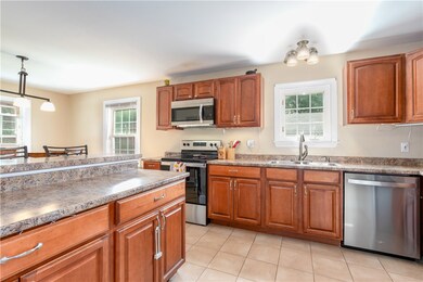 8 Davis St, West Warwick, RI 02893 - photo 7