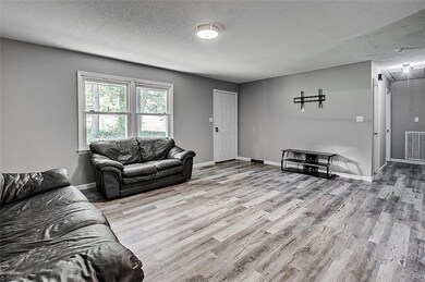 338 Sawyersville Rd, Asheboro, NC 27205 - photo 5