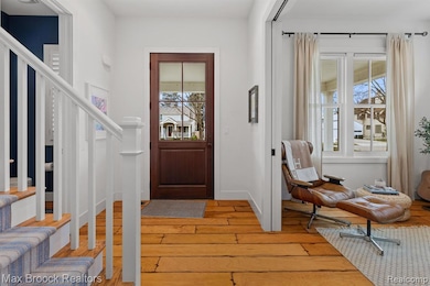 911 S Bates St, Birmingham, MI 48009 - photo 4