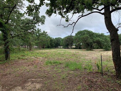 516 Oak Hill Trail, Azle, TX 76020 - photo 4