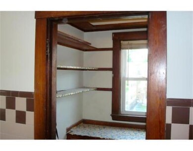 109 Welles Ave unit 1, Dorchester Center, MA 02124 - photo 5