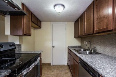 6955 W Devonshire AZ-15