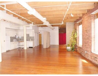 150 Lincoln St unit 3C, Boston, MA 02111 - photo 5