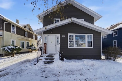 1911 Lucinda St, Perry, IA 50220 - photo 2