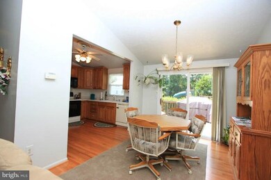 12643 Thunder Chase Dr, Reston, VA 20191 - photo 6