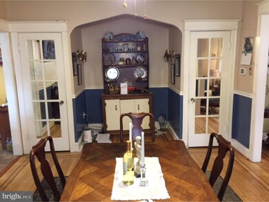 328 Lakeview Ave, Drexel Hill, PA 19026 - photo 6