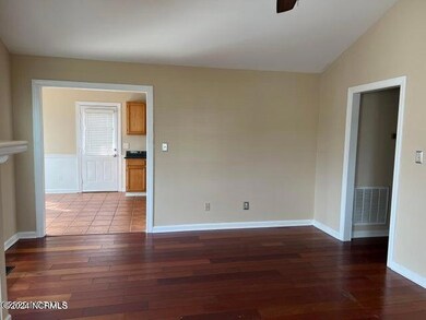 580 Bayberry Ln, Winterville, NC 28590 - photo 6