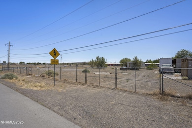 825 Mesa Dr, Fernley, NV 89408 - photo 7