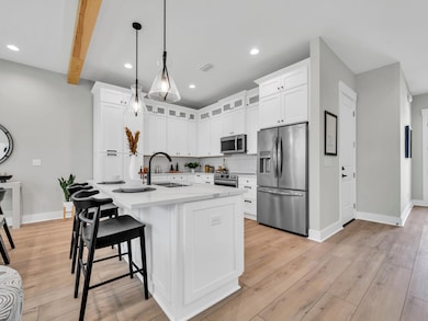 140 Sibert Ave unit 11, Destin, FL 32541 - photo 4