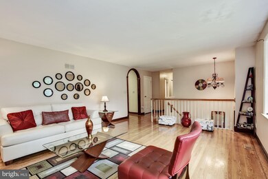 2408 Nickoles Dr, Sykesville, MD 21784 - photo 4