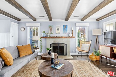 13971 Huston St, Sherman Oaks, CA 91423 - photo 2