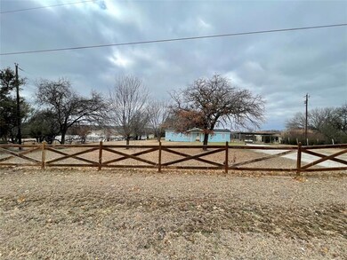 232 Live Oak Rd, Springtown, TX 76082 - photo 5