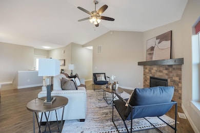 4329 Berry Hill Rd, Cedar Falls, IA 50613 - photo 5