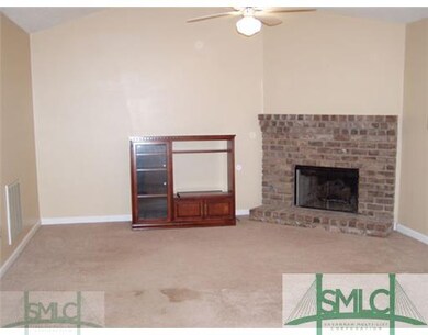 Exterior Front. Large Greatroom with fireplace and