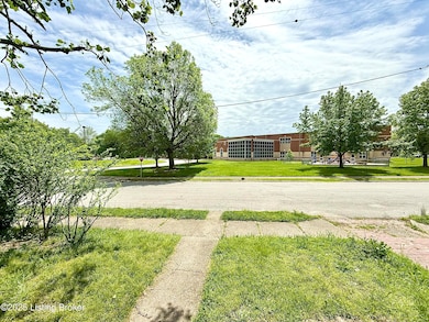 713 E Hill St, Louisville, KY 40217 - photo 2