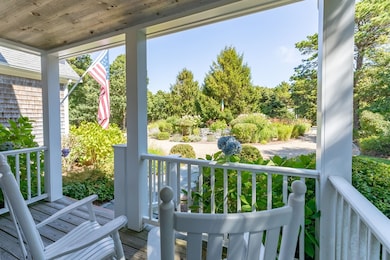 8 Old Dunhams Corner Way, Edgartown, MA 02539 - photo 7