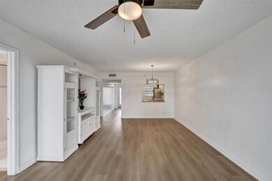 9470 Poinciana Place unit 308, Davie, FL 33324 - photo 4