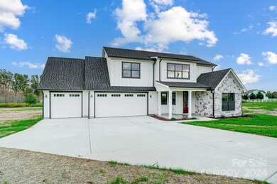 3183 Burlingame Dr, Crouse, NC 28033 - photo 3