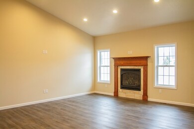 931 33rd St, Cody, WY 82414 - photo 5