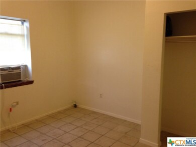 1410 Marlton St unit 5, San Marcos, TX 78666 - photo 4