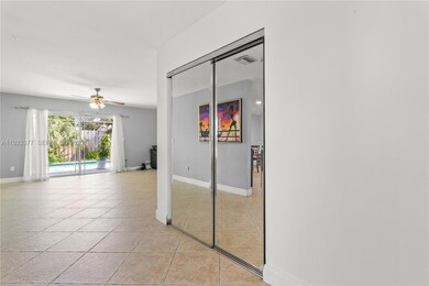 10615 SW 200th St, Cutler Bay, FL 33157 - photo 7