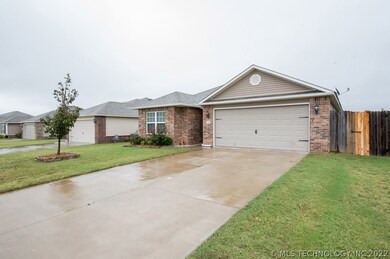 9343 S 255th East Ave, Broken Arrow, OK 74014 - photo 3