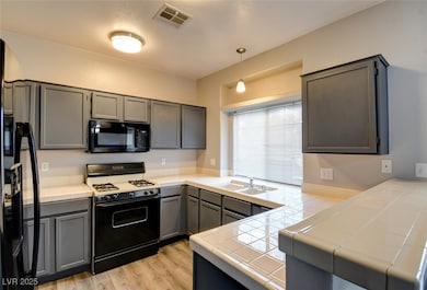 6901 Squaw Mountain Dr unit 202, Las Vegas, NV 89130 - photo 6