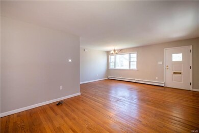 2038 W Highland St unit 2040, Allentown, PA 18104 - photo 3