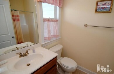 813 Carolina Beach Ave N unit B, Carolina Beach, NC 28428 - photo 6