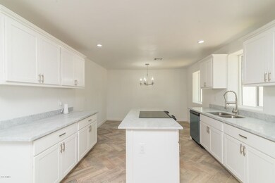 2643 N 28th Place, Phoenix, AZ 85008 - photo 4