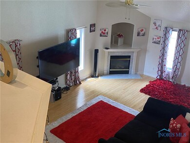 Huge Great Rooom