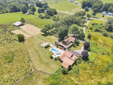 3286 Licking Valley Rd NE, Newark, OH 43055 - photo 5