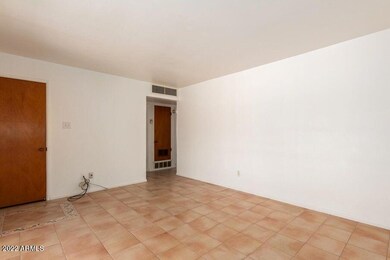 4-Living Room