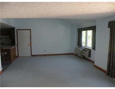 1373 Post Rd unit 7F, Wells, ME 04090 - photo 4