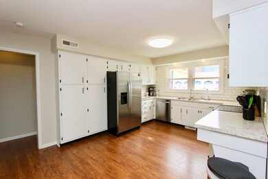 935 Victoria Dr, Bucyrus, OH 44820 - photo 4