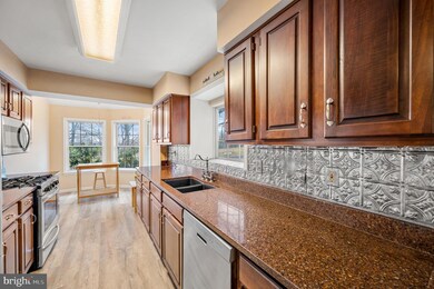 1501 Coventry Pointe Ln, Pottstown, PA 19465 - photo 5