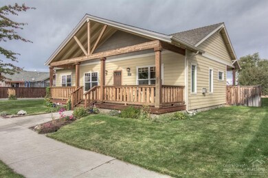 1821 NW Jackpine Ave, Redmond, OR 97756 - photo 2