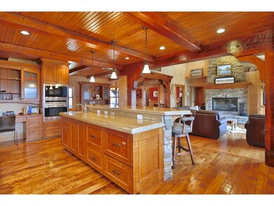 All you could ask for in a kitchen!