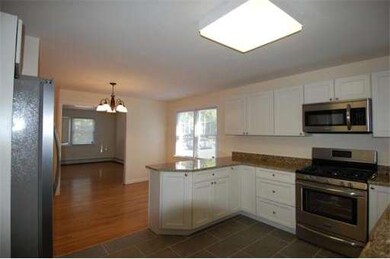 436 Hawthorn St, New Bedford, MA 02740 - photo 3