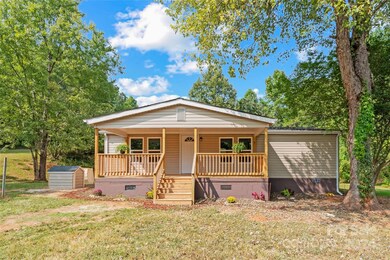 22 Potter St, Mill Spring, NC 28756 - photo 2