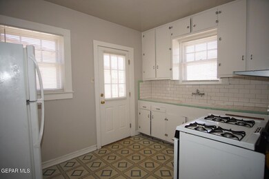3815 Mountain Ave, El Paso, TX 79930 - photo 5