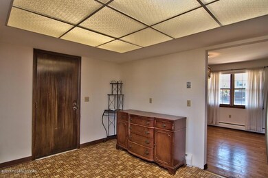 502 E Grand St, Nanticoke, PA 18634 - photo 4