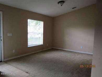 Formal living room 3 (Small)