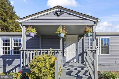 21488 Forest Run Dr, Lexington Park, MD 20653 - photo 2