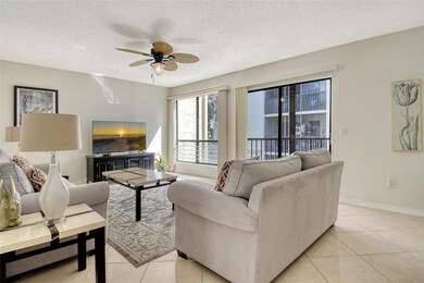 Bay Oaks unit G22, Sarasota, FL 34242 - photo 5