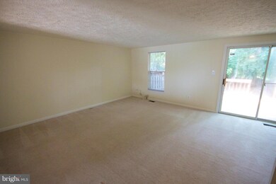 13910 Winding Ridge Ln, Centreville, VA 20121 - photo 7